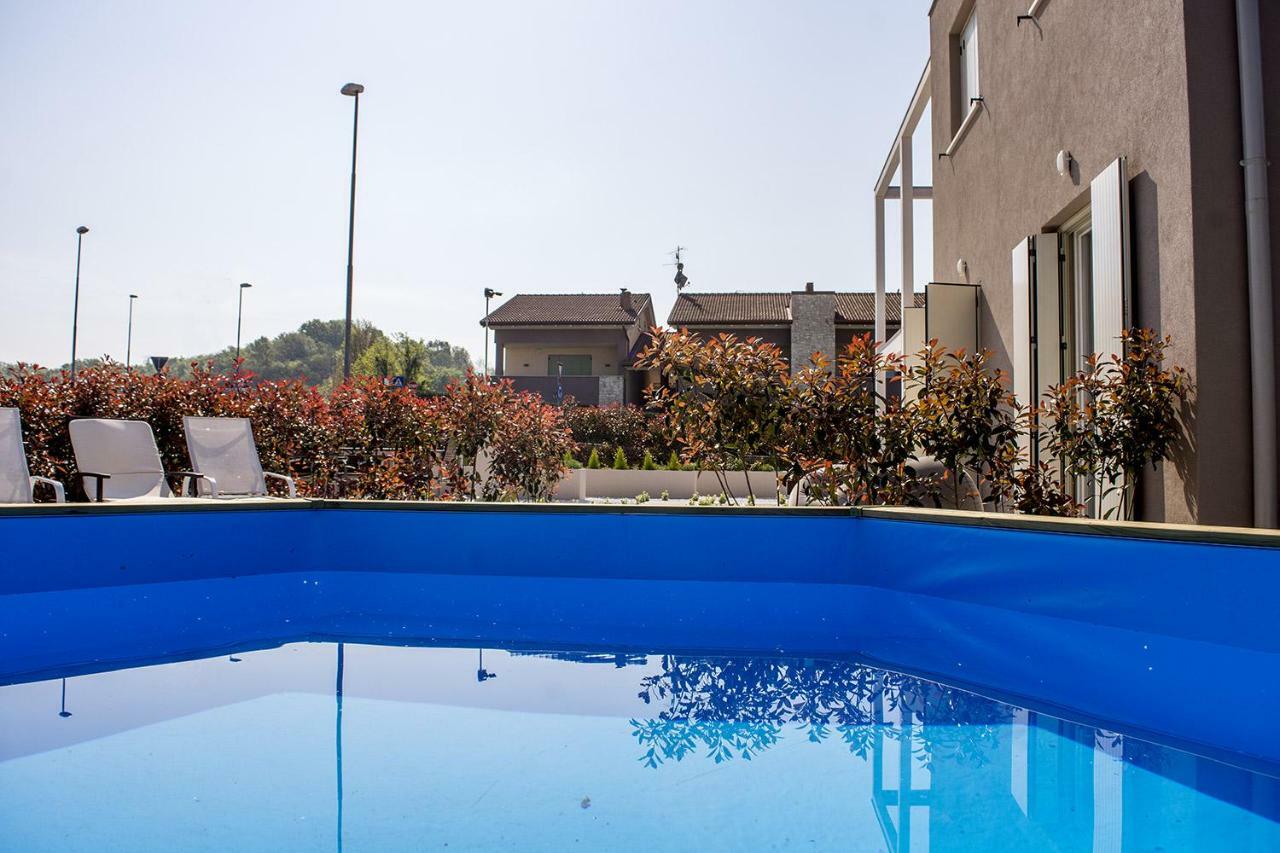 Home Suites Home Salionze Exterior foto